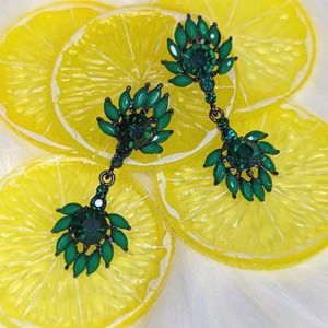 Bold Emerald Green Rhinestone Statement Drop Earrings New